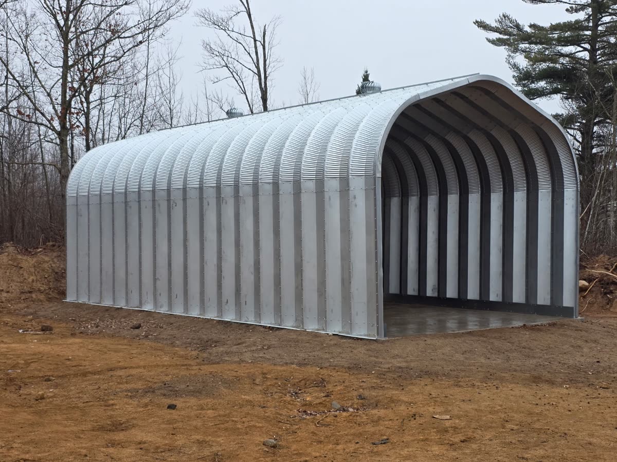 P Series compact pitched roof steel building, hobby and storage