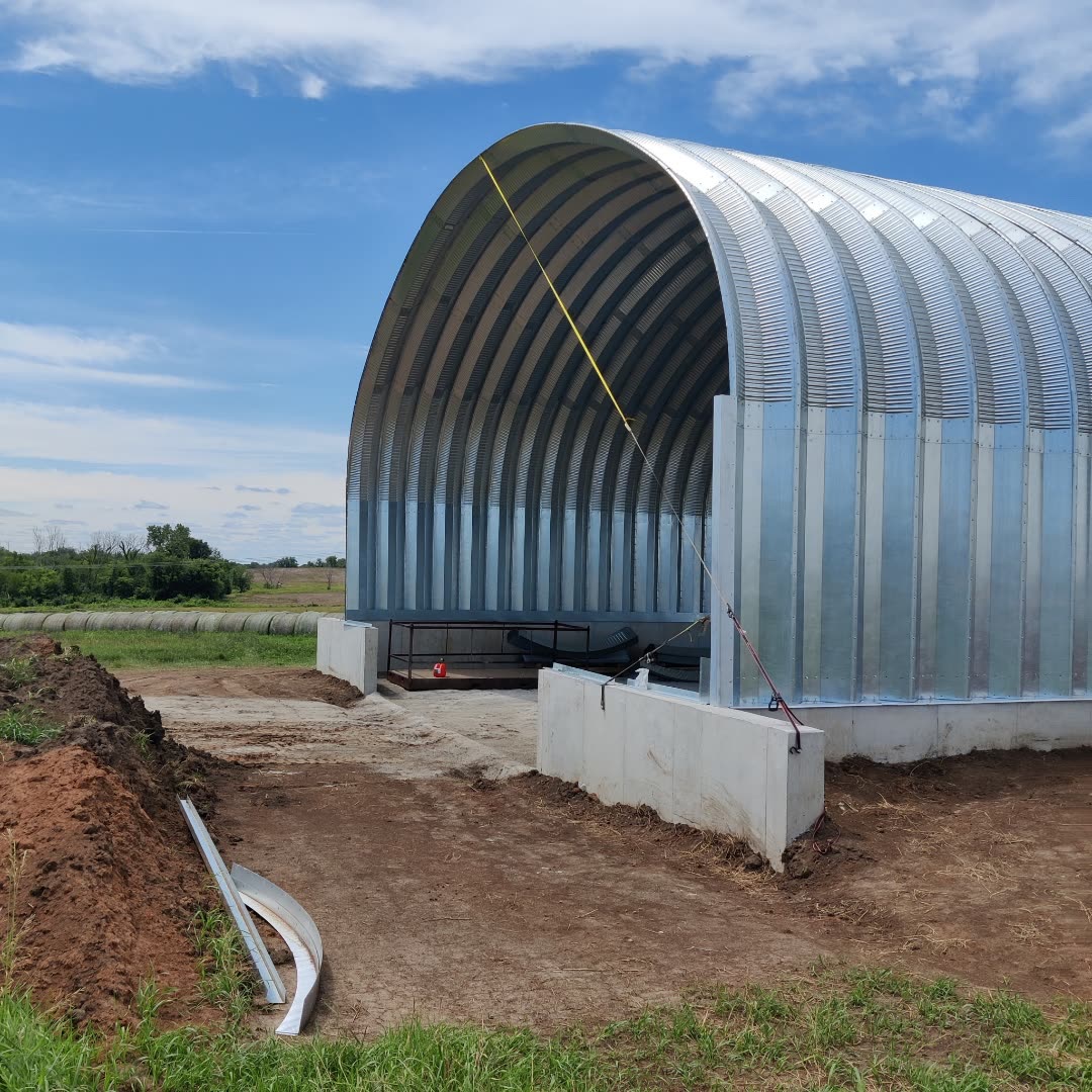 S Series straight wall curved roof storage building